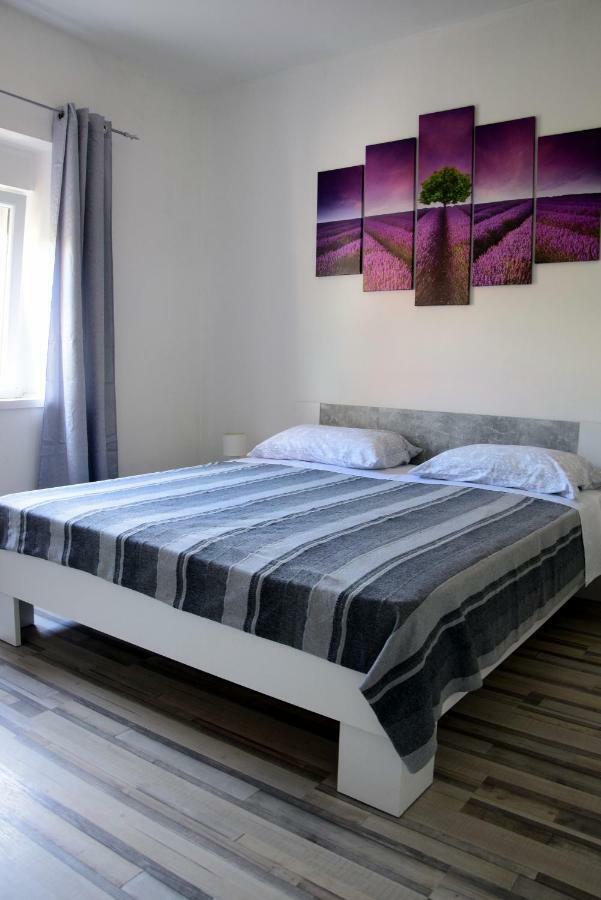 Апартаменты Apartman Ana Сали Экстерьер фото